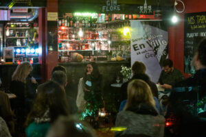 Olivia Ruiz au Salon du livre en ville